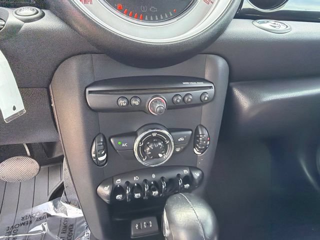 Used 2013 MINI Cooper Roadster FWD image 25