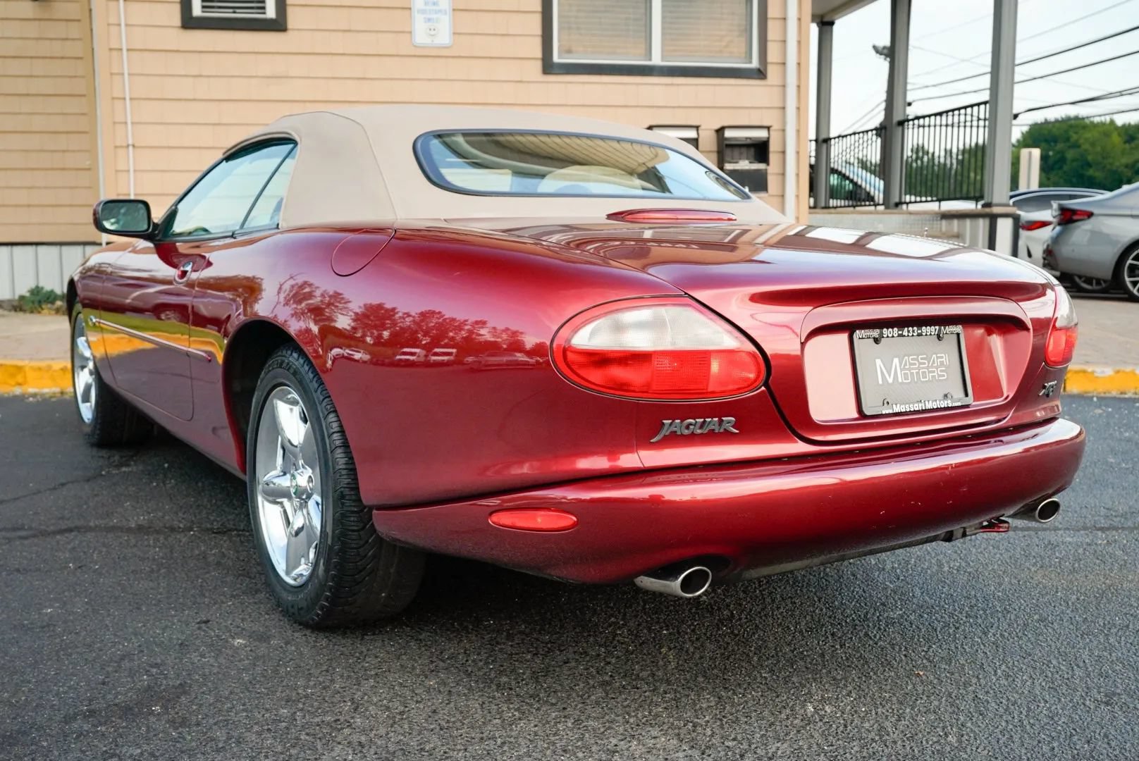 Used 1997 Jaguar XK8 Convertible RWD image 16