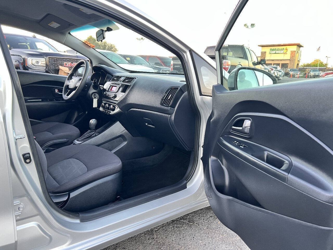 Used 2013 Kia Rio LX w/ PWR Pkg FWD image 17