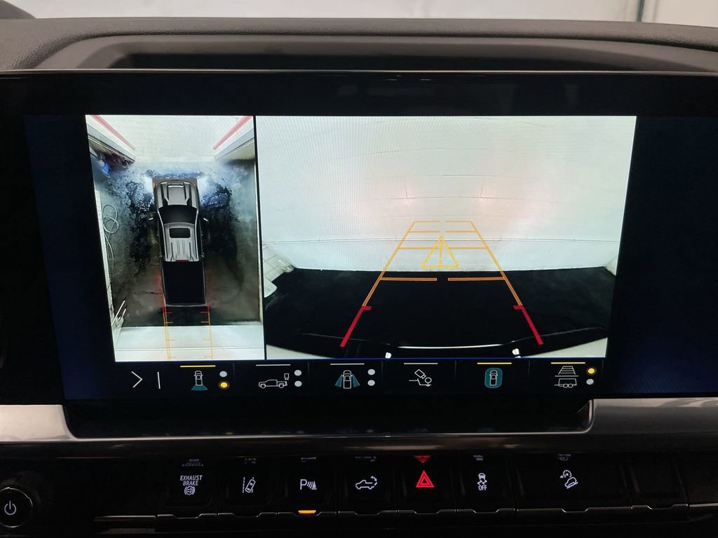 Used 2024 Chevrolet Silverado 2500 LTZ w/ LTZ Premium Package AWD/4WD image 9