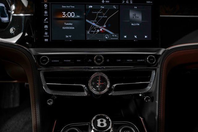 Used 2022 Bentley Flying Spur W12 image 25