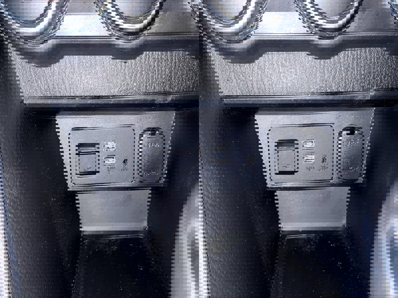 Used 2019 MAZDA CX-3 Touring image 32