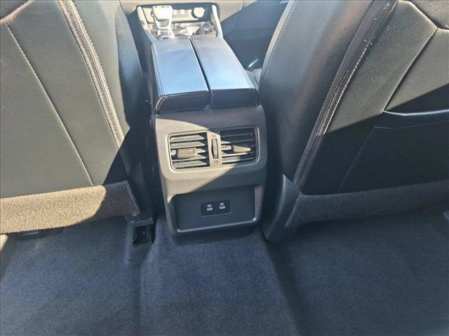 Used 2026 Nissan Rogue SL FWD image 18