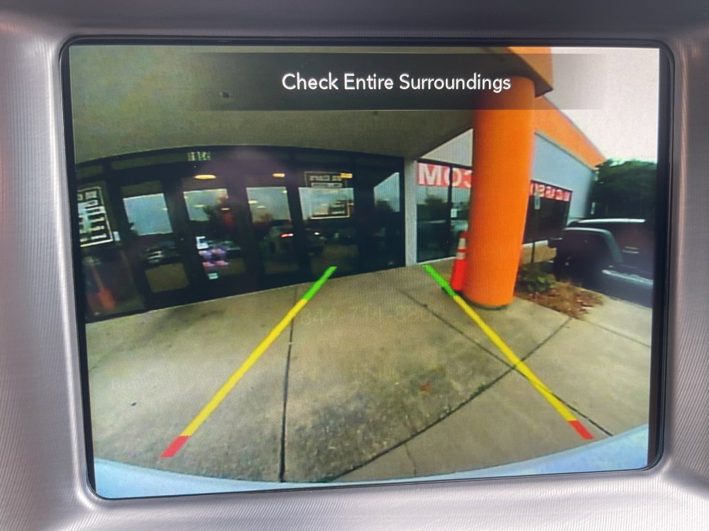 Used 2023 Dodge Charger SXT image 13