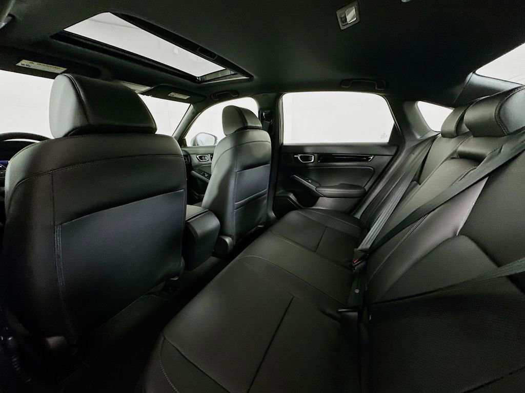 Used 2025 Honda Civic Sport Touring image 4