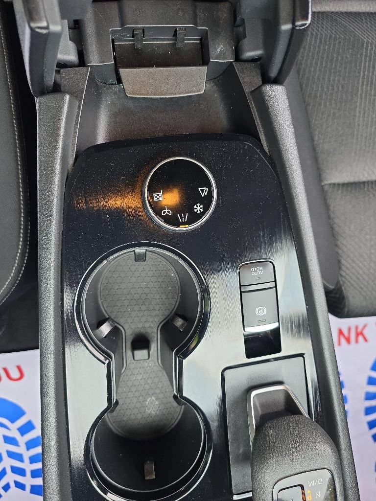Used 2024 Nissan Rogue SV AWD/4WD image 27