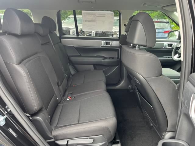 New 2026 Hyundai Santa Fe SE image 17