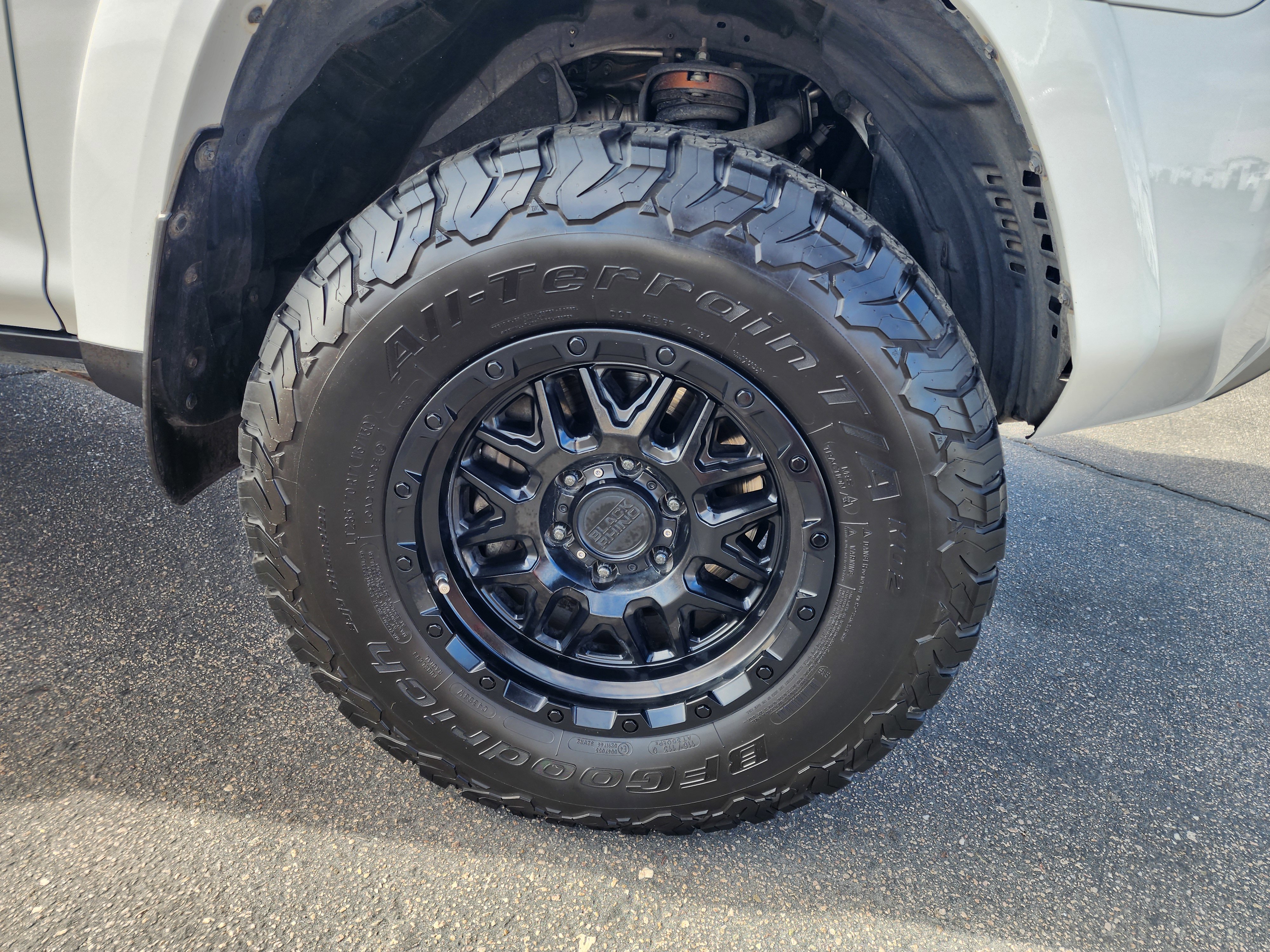 Used 2019 Toyota 4Runner TRD Off-Road Premium image 10