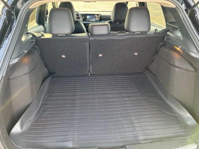 Certified 2025 Nissan Kicks SR w/ SR Premium Package AWD/4WD image 13