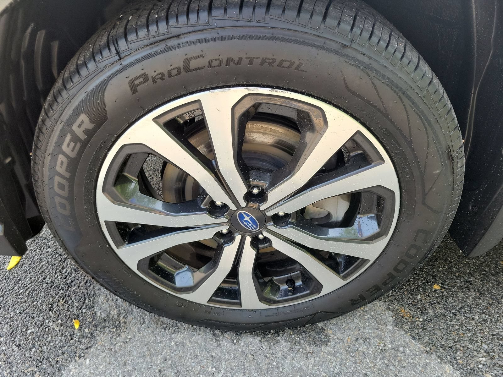 Certified 2024 Subaru Forester Limited AWD/4WD image 9