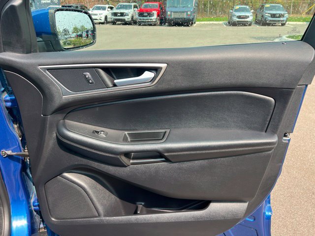 Used 2022 Ford Edge SEL w/ Convenience Package AWD/4WD image 10