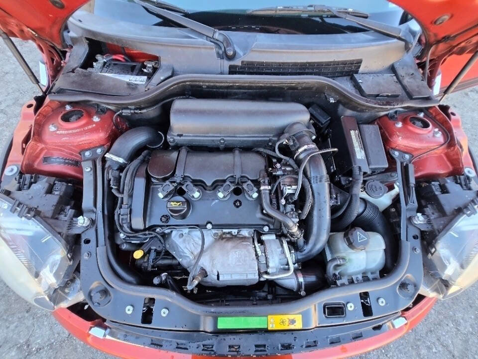 Used 2011 MINI Cooper S image 36