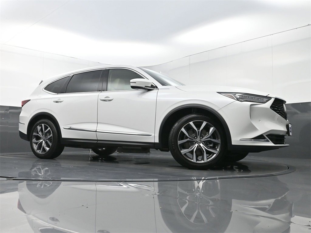 Used 2024 Acura MDX SH-AWD w/ Technology Package image 32