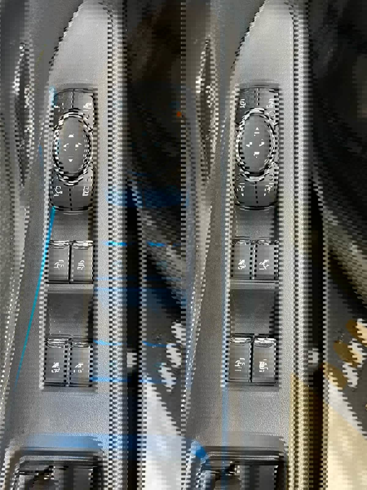 Used 2025 Ford Expedition Tremor AWD/4WD image 17