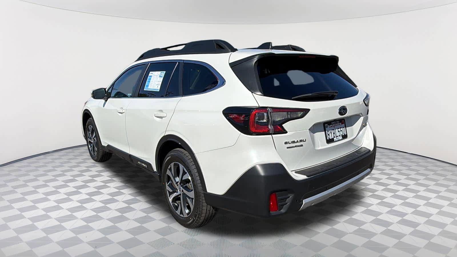 Used 2022 Subaru Outback Limited XT AWD/4WD image 7