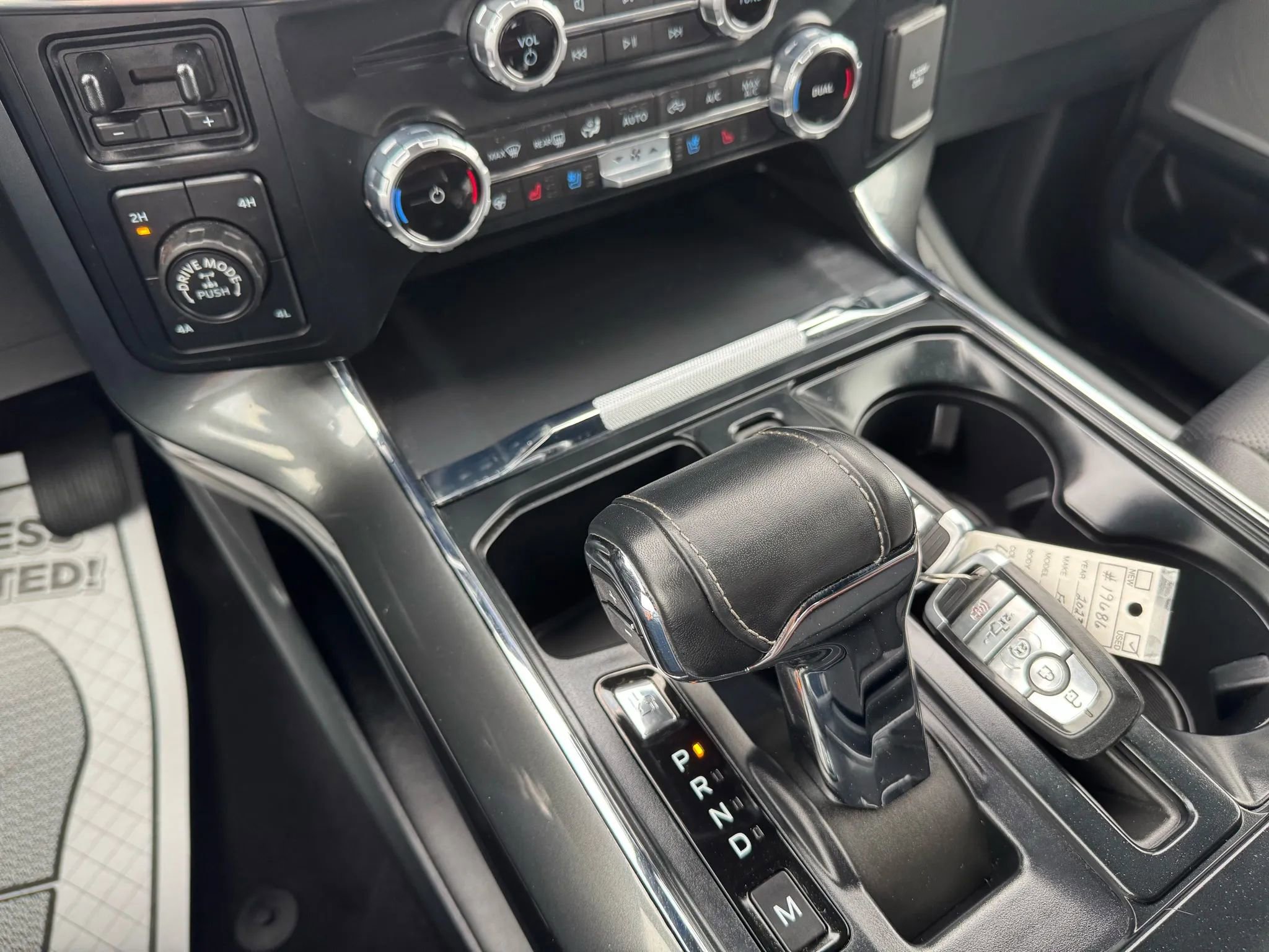 Used 2023 Ford F150 Lariat image 9