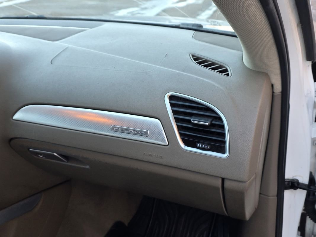 Used 2009 Audi A4 2.0T Premium image 25