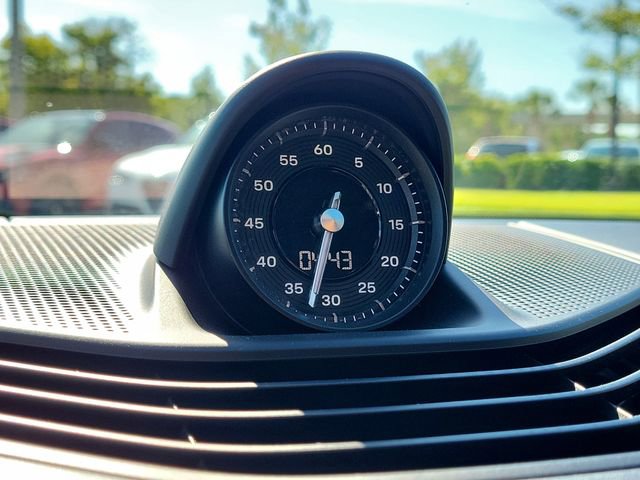 Used 2020 Porsche Taycan Turbo AWD/4WD image 22