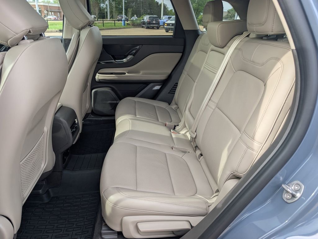 Used 2024 Lincoln Corsair Reserve w/ Equipment Group 201A image 28