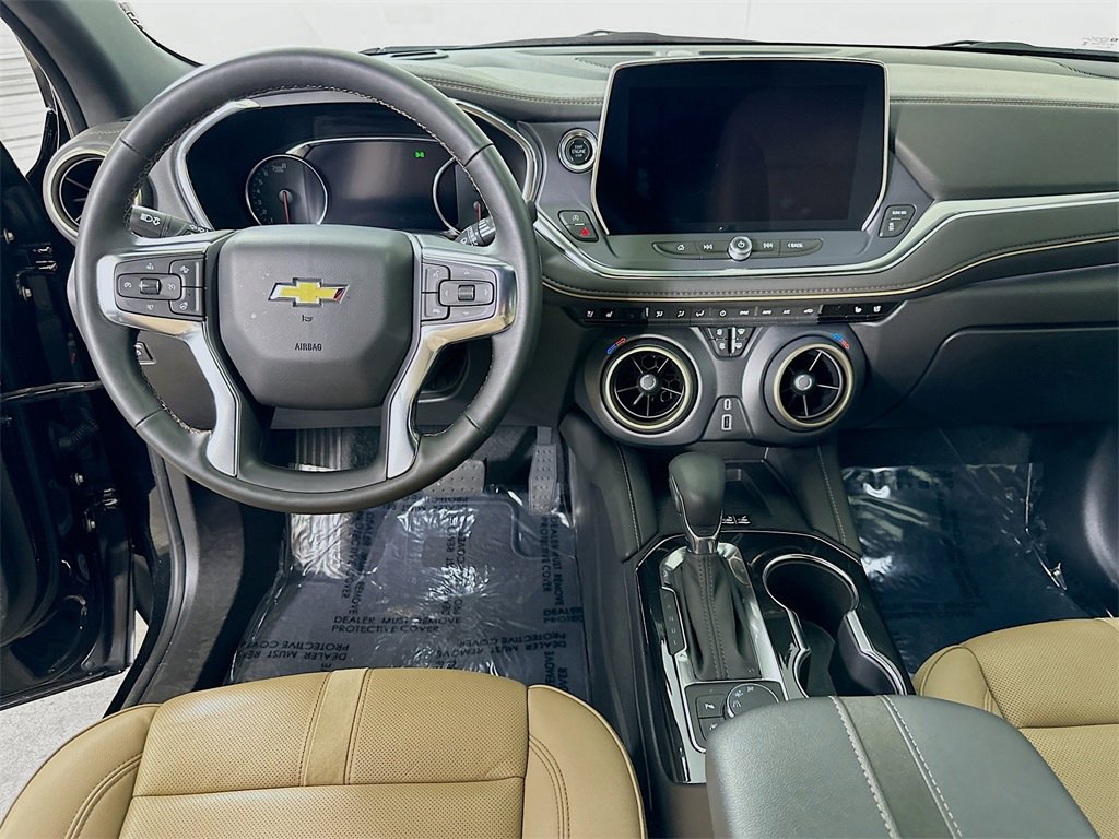 Used 2024 Chevrolet Blazer Premier w/ Driver Confidence II Package image 17