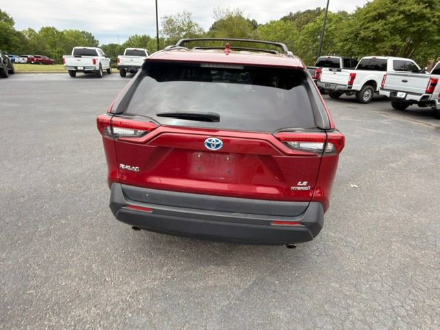 Used 2019 Toyota RAV4 LE w/ Carpet Mat Package AWD/4WD image 7
