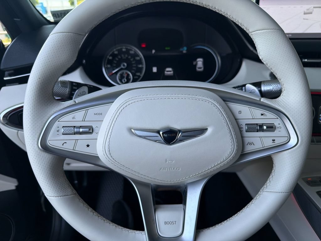 Used 2023 Genesis Electrified GV70 AWD/4WD image 25