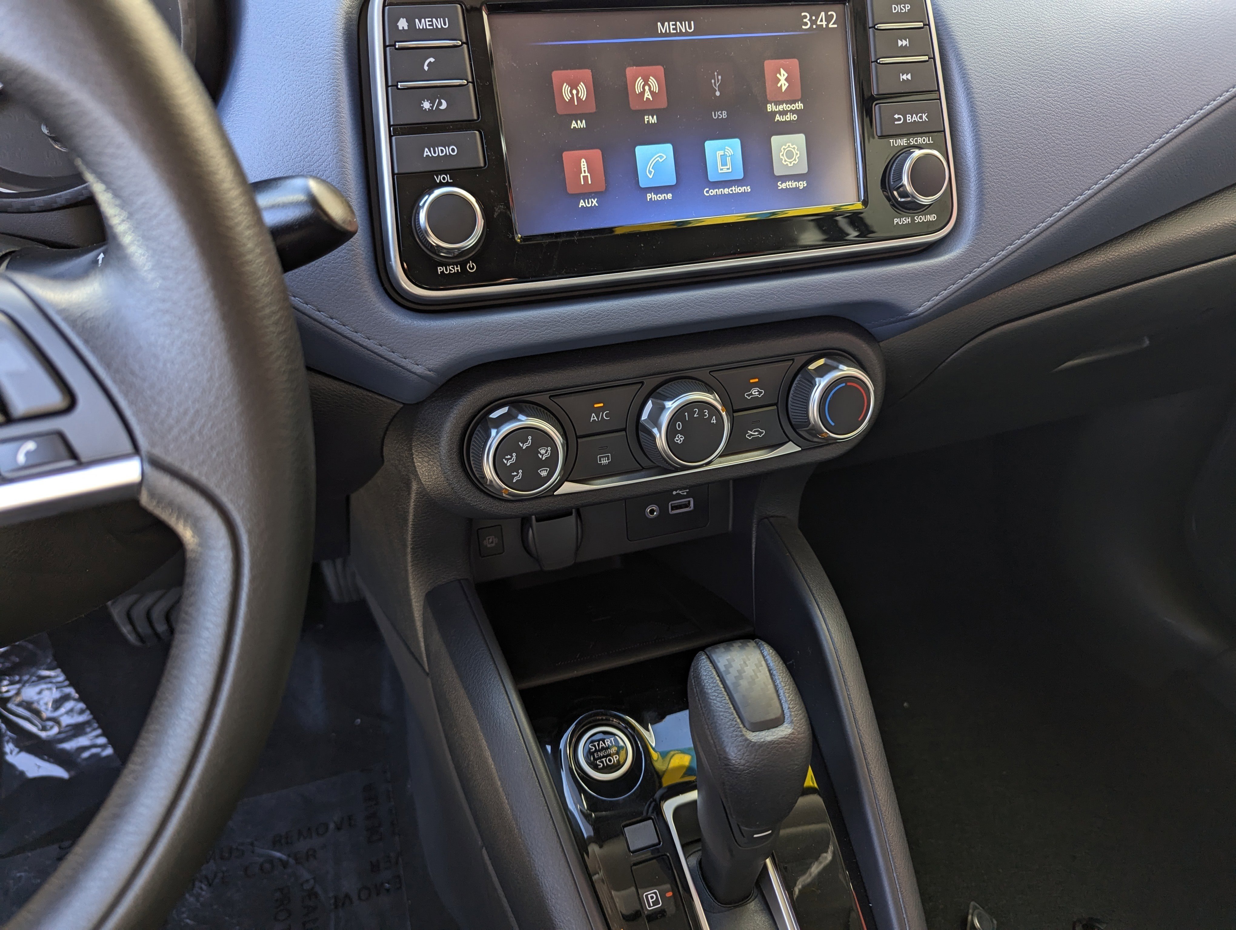 New 2025 Nissan Versa SV image 10