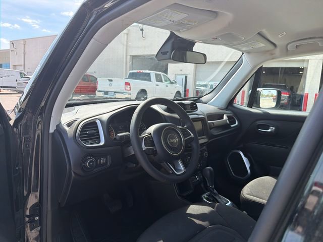 Used 2021 Jeep Renegade Latitude image 6