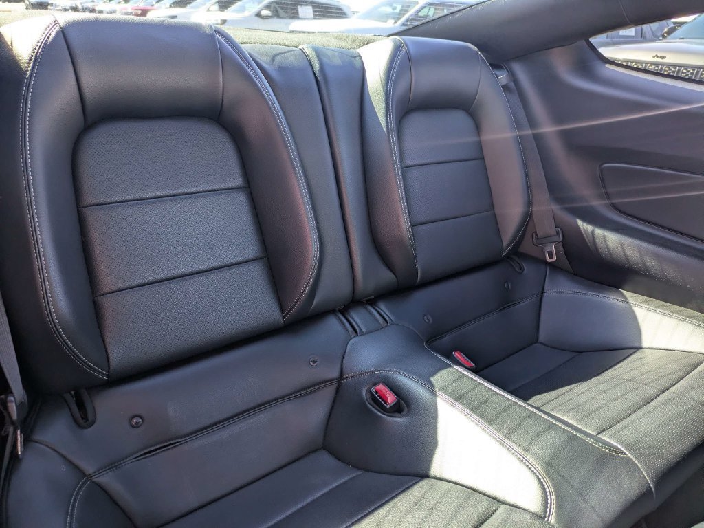 Used 2017 Ford Mustang GT Premium RWD image 13