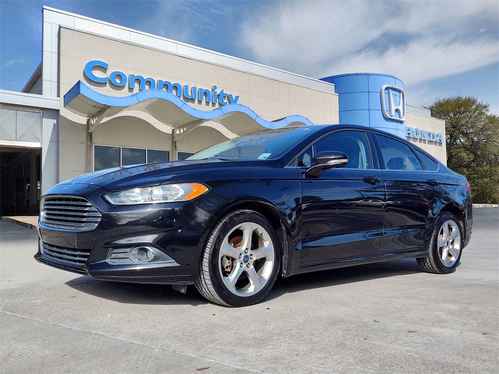 Used 2014 Ford Fusion SE