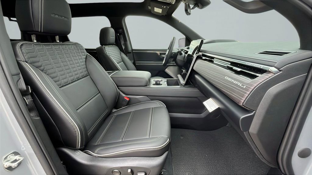 New 2024 GMC Sierra EV Denali image 18