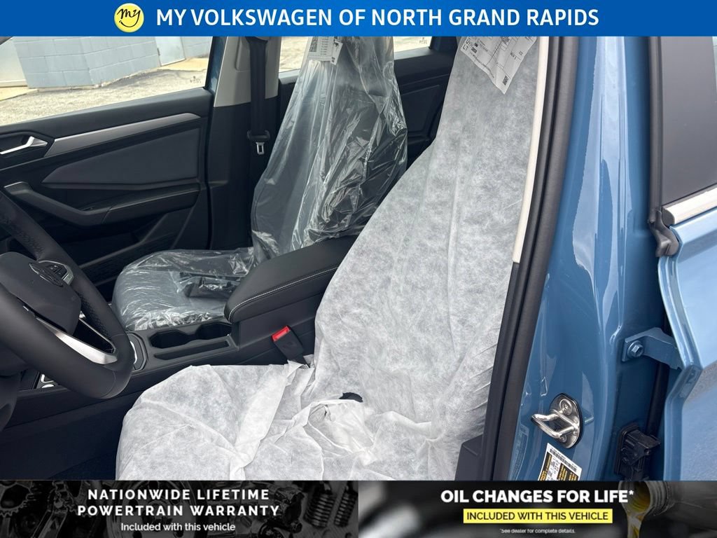 New 2026 Volkswagen Jetta SE FWD image 12