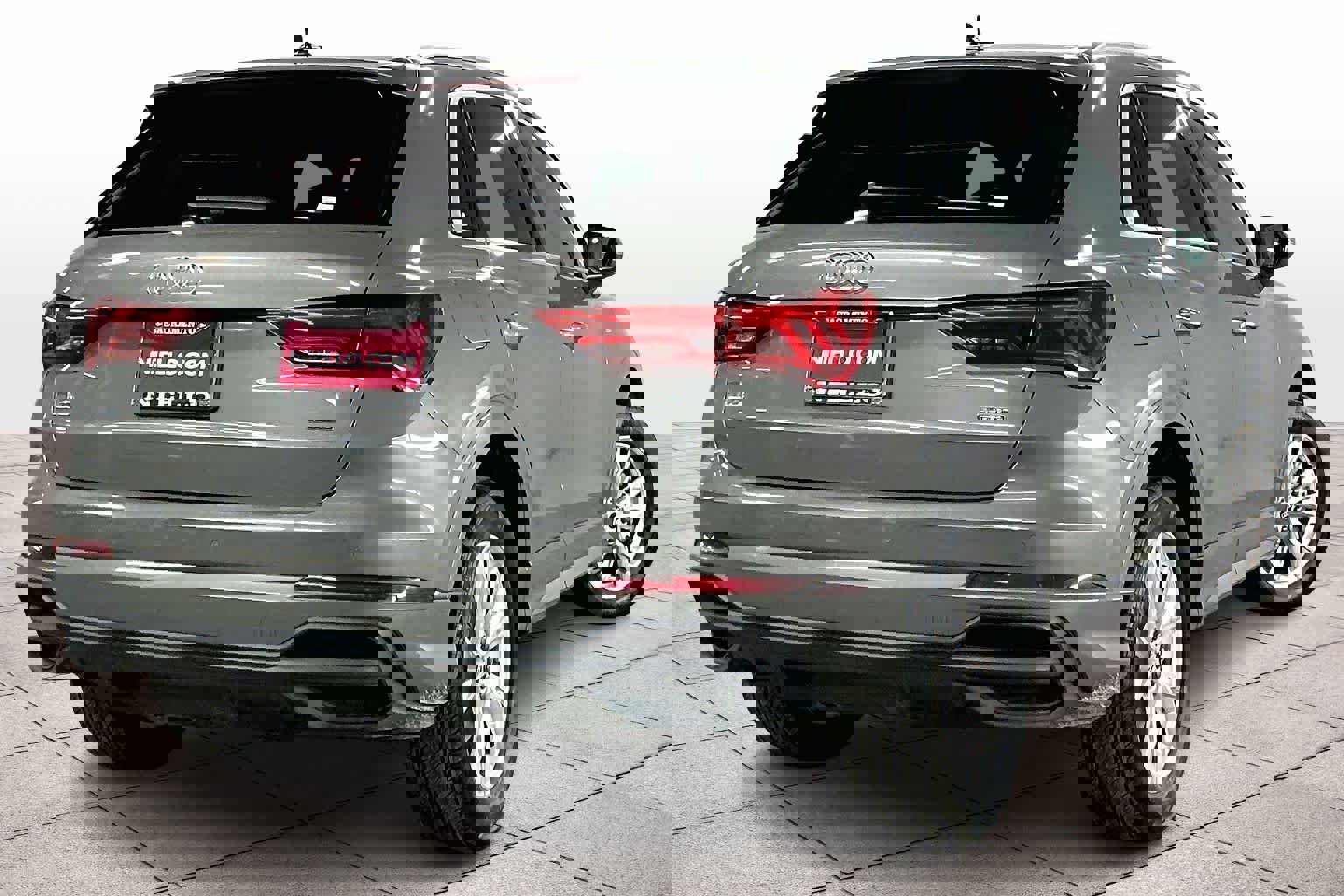 Used 2023 Audi Q3 2.0T Premium w/ Convenience Package image 15