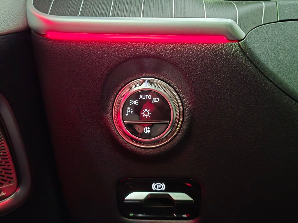 Used 2026 Mercedes-Benz C 300 4MATIC Sedan image 24