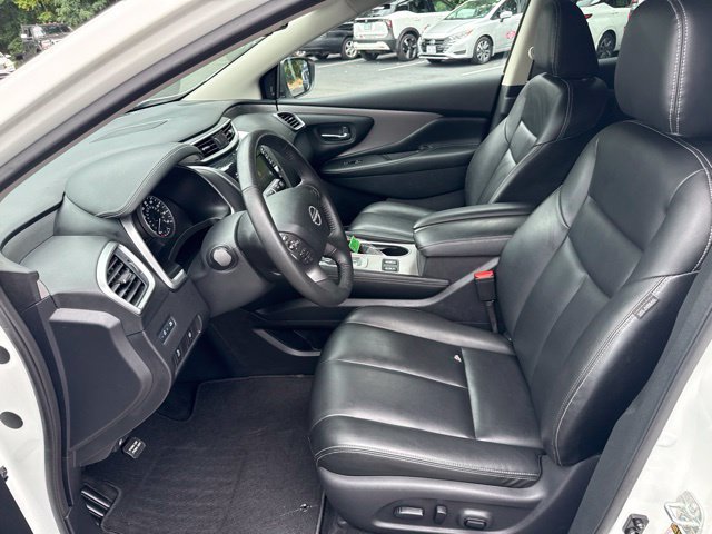 Used 2024 Nissan Murano SV w/ SV Midnight Edition Package AWD/4WD image 12