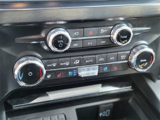 Certified 2025 Ford F250 Lariat w/ Chrome Package image 28