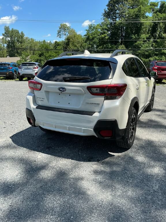 Certified 2021 Subaru Crosstrek 2.0i Premium w/ Moonroof Package AWD/4WD image 5