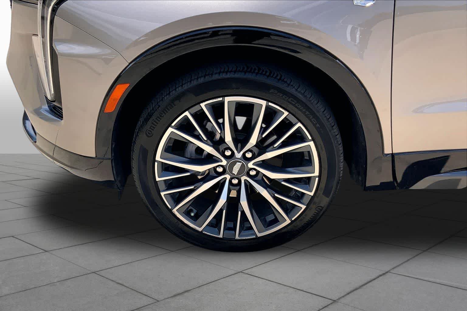 Used 2024 Cadillac XT4 Sport w/ Cold Weather Package FWD image 11