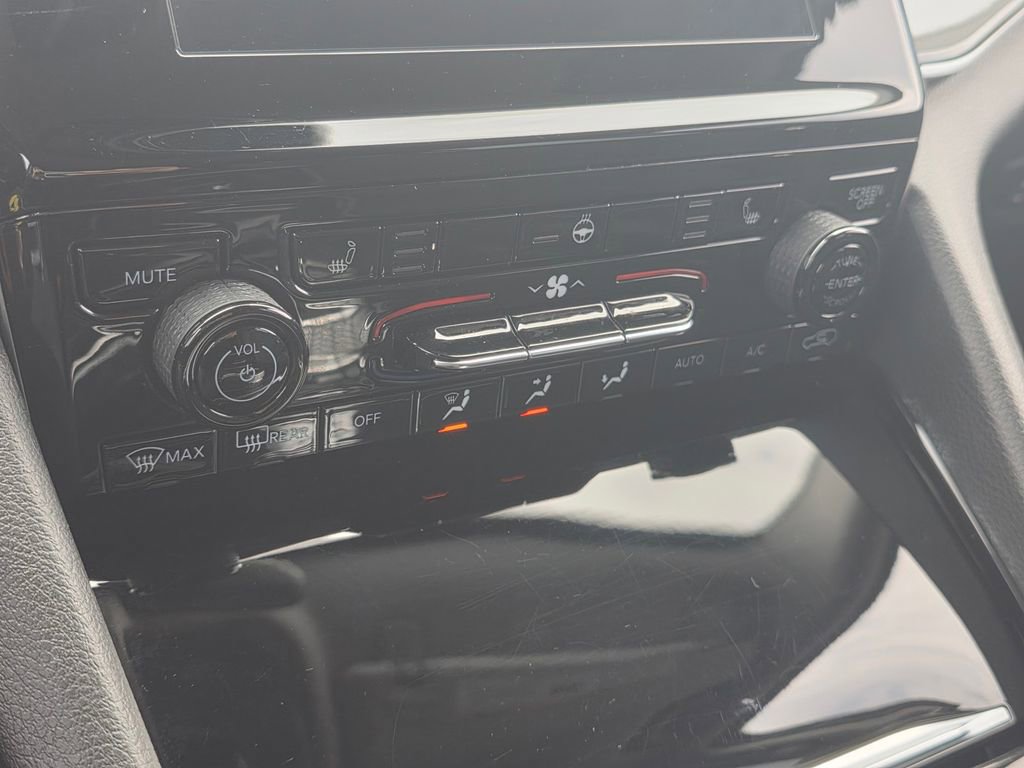 Used 2022 Jeep Grand Cherokee L Laredo w/ Luxury Tech Group I image 30