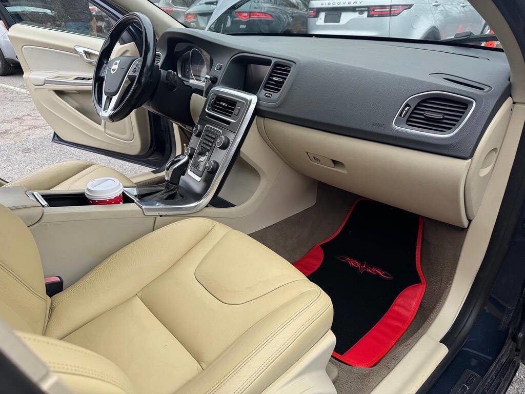 Used 2014 Volvo S60 T5 image 14