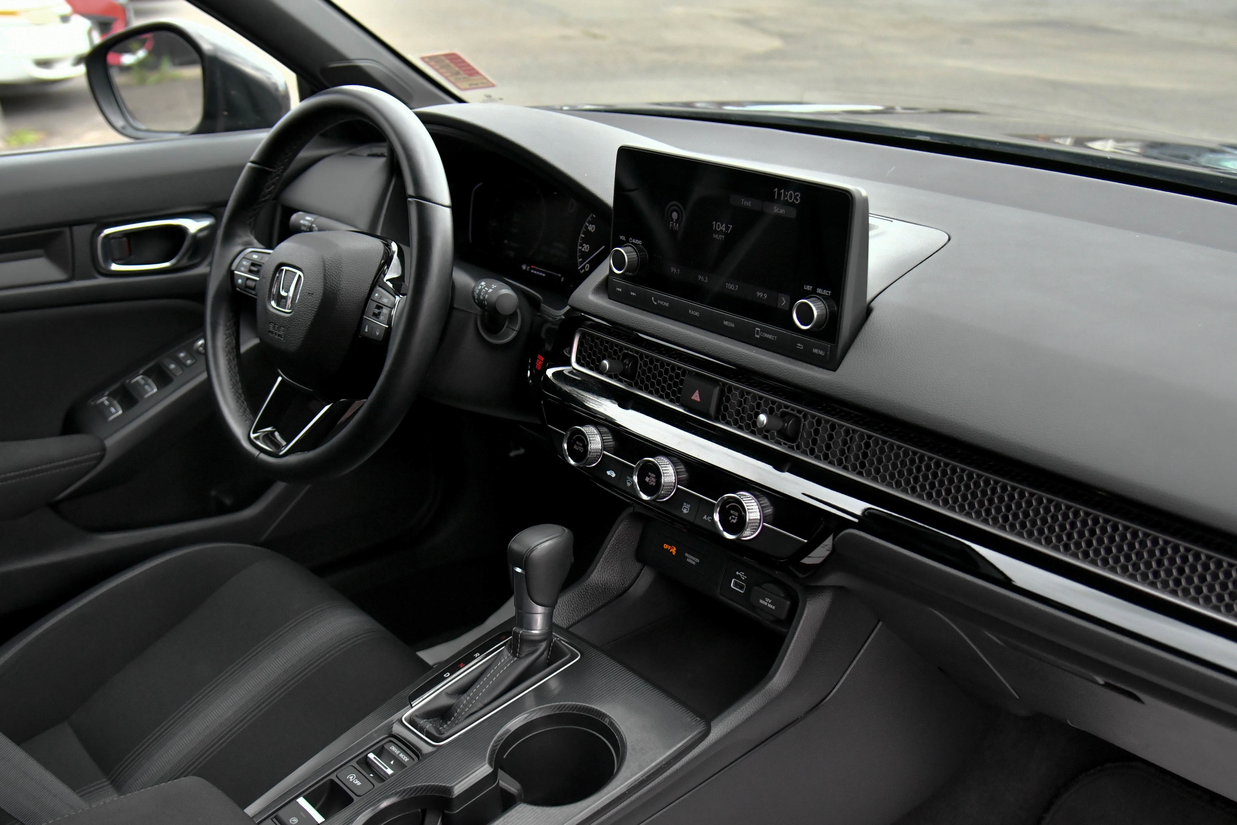 Used 2024 Honda Civic Sport image 40