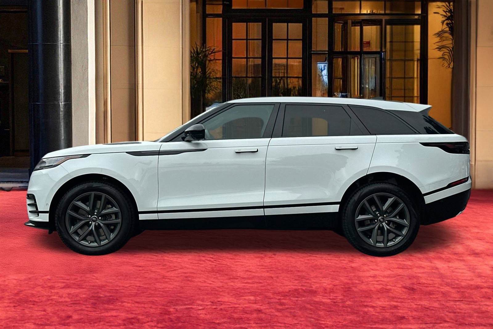 Used 2026 Land Rover Range Rover Velar Dynamic SE image 3