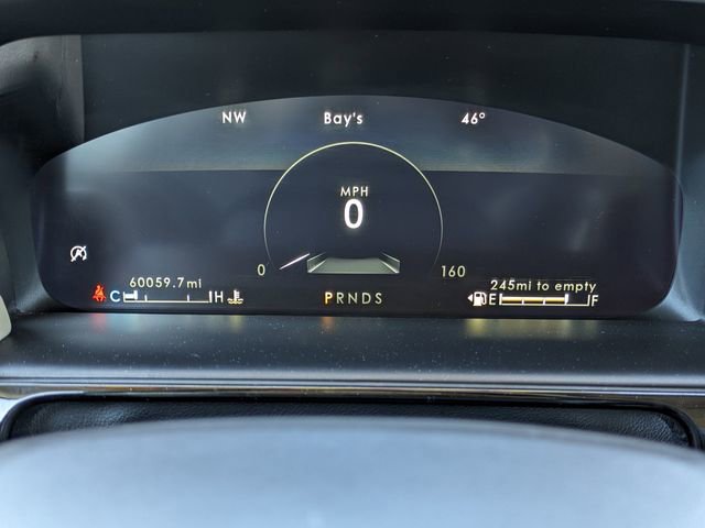 Used 2022 Lincoln Nautilus FWD w/ Premium Package image 30