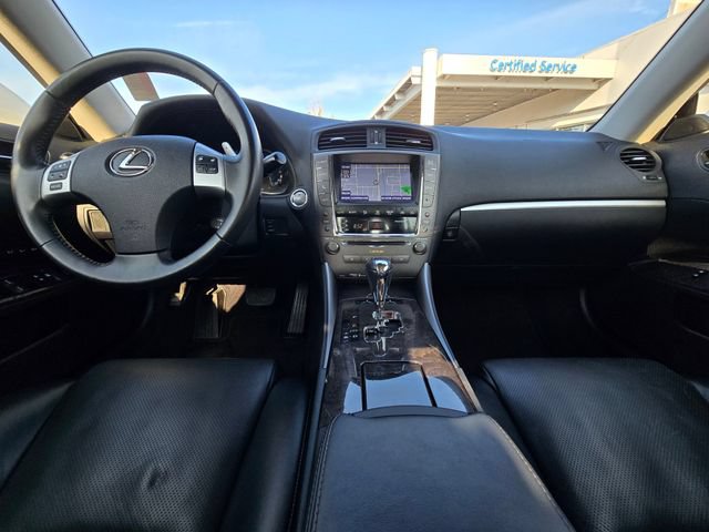 Used 2015 Lexus IS 250C w/ Luxury Package RWD image 22