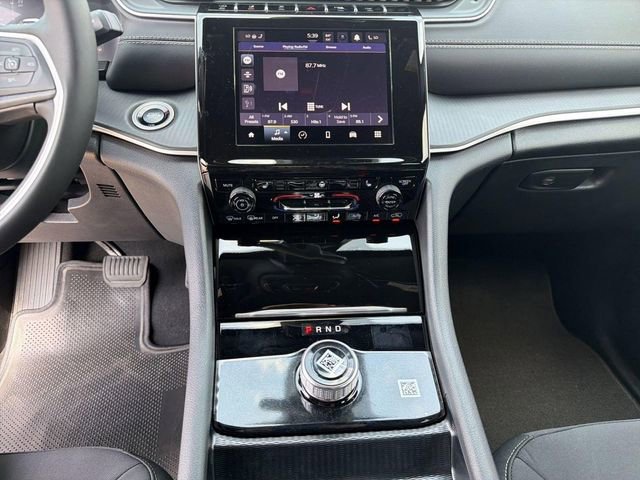 New 2026 Jeep Grand Cherokee L Laredo AWD/4WD image 25