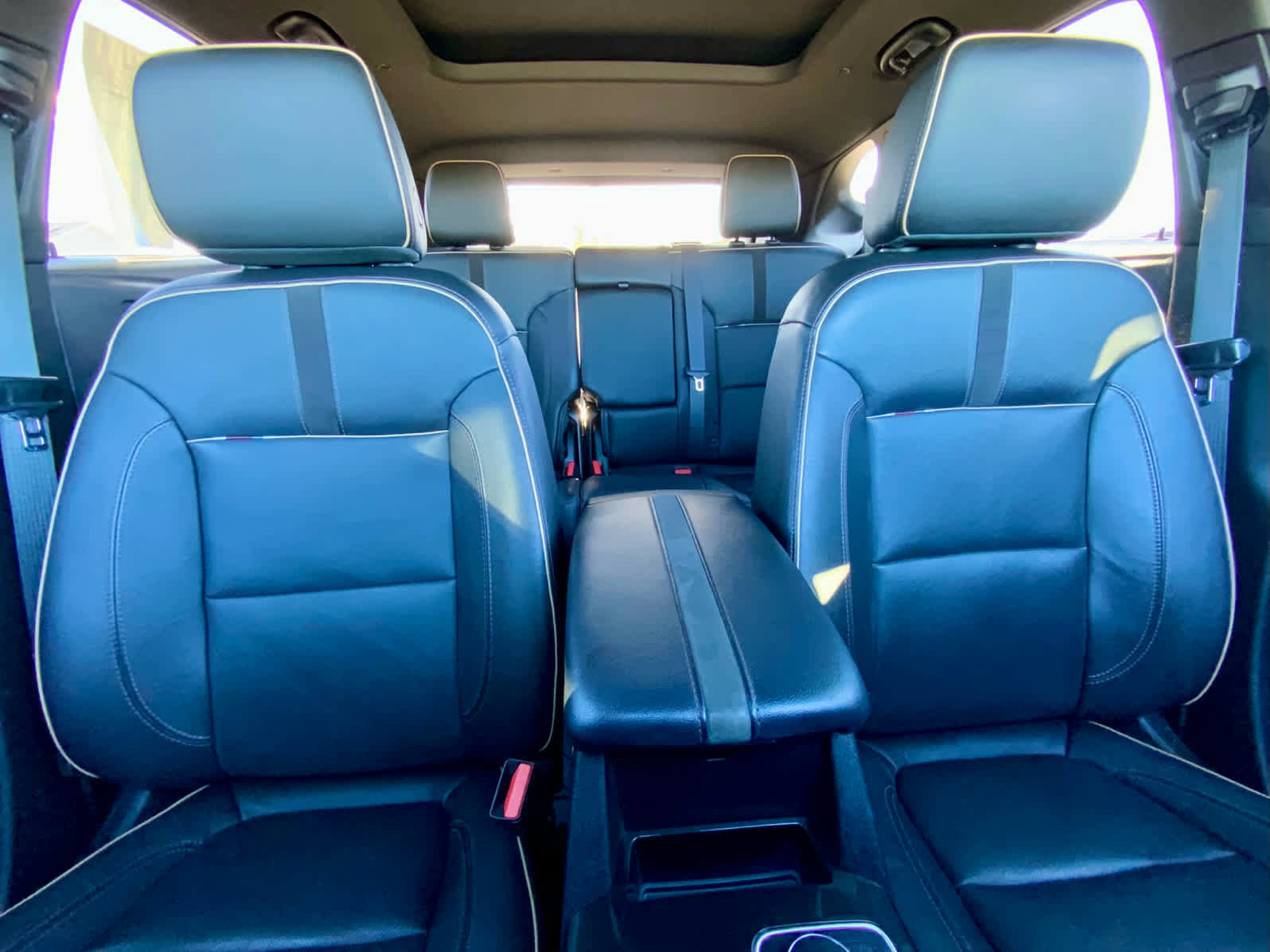 Used 2019 Chevrolet Blazer Premier w/ Sun and Wheels Package image 28