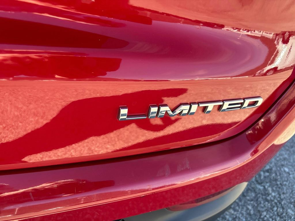 Used 2024 Jeep Compass Limited image 38