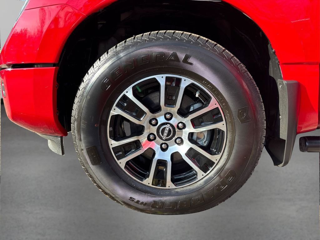 Used 2024 Nissan Titan SV w/ Accessory Utility Package image 11