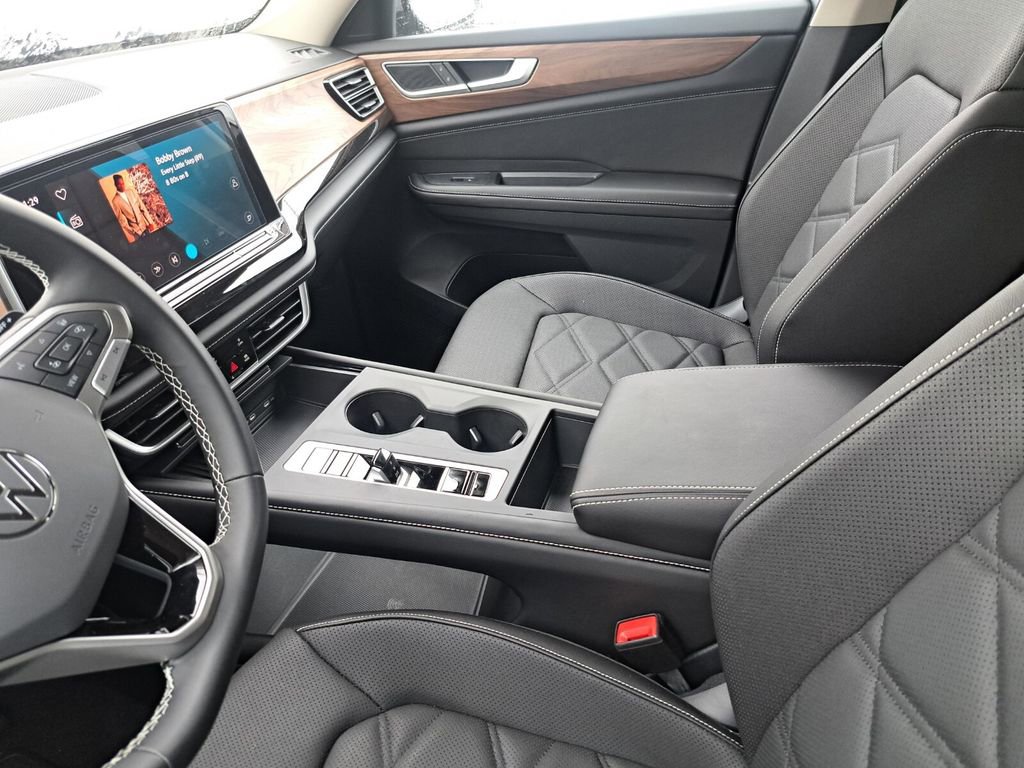 Used 2026 Volkswagen Atlas SE FWD image 20