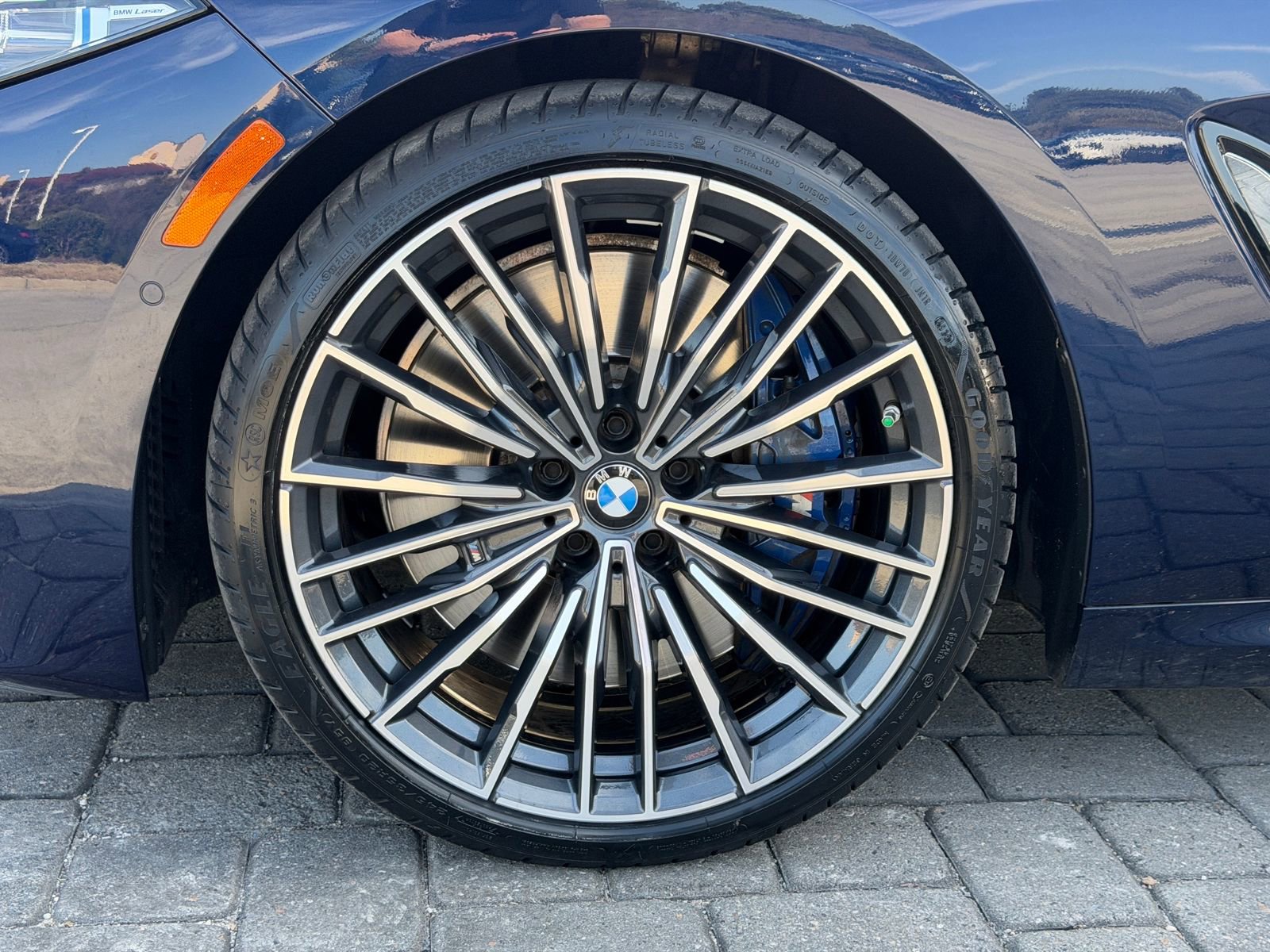 Used 2020 BMW M850i xDrive Coupe w/ Driving Assistance Package 2 image 11